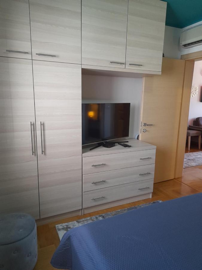 Apartment Capriati With Parking Garage Umag Exterior photo